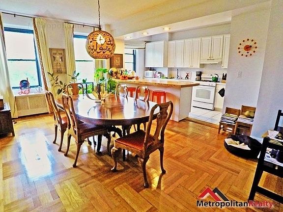 2nd image of 50 Plaza St E #3AC