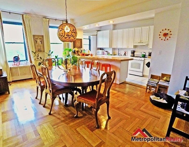 1st image of 50 Plaza St E #3CF
