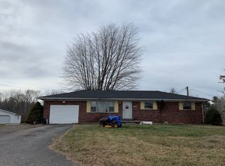 2591 N Lake View Dr, Austin, IN 47102