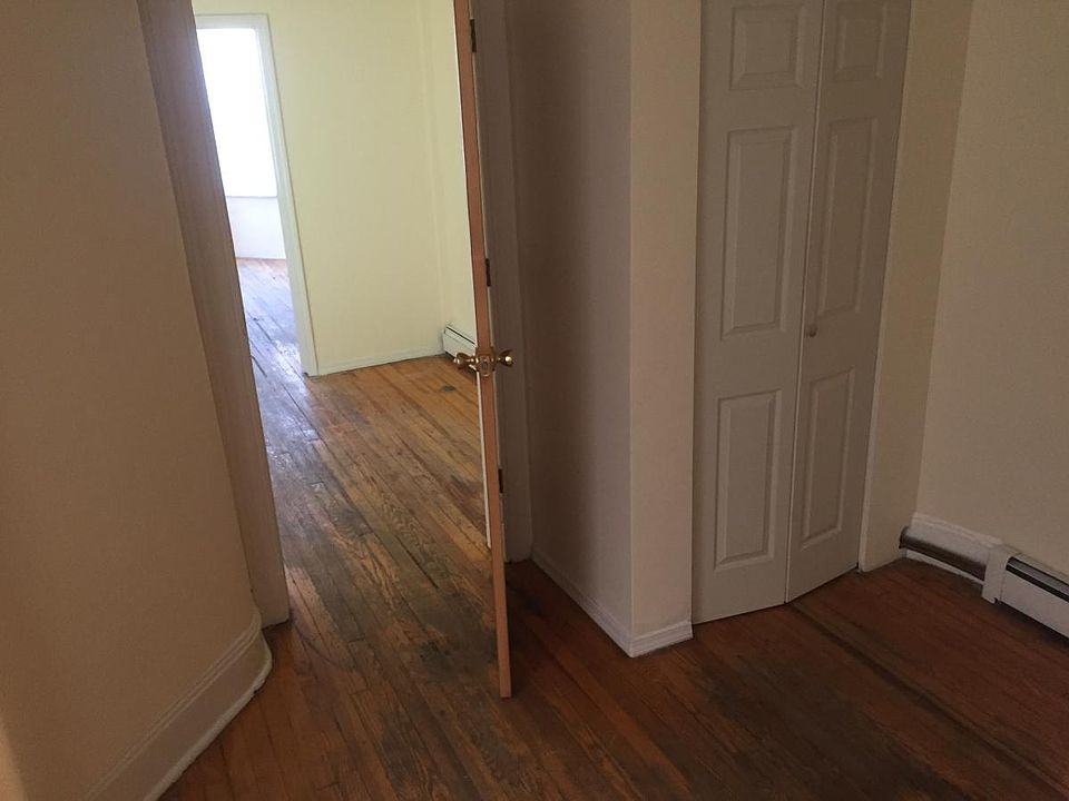 2nd image of 6 Webster Ave APT 3