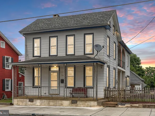 708 S Railroad St, Myerstown, PA 17067