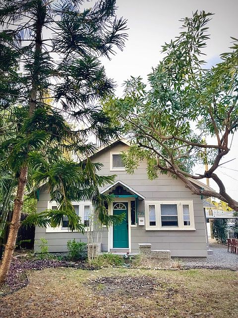 1st image of 735 20th Ave N