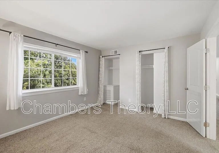 1521 Colonial Dr #304 — Photo 16