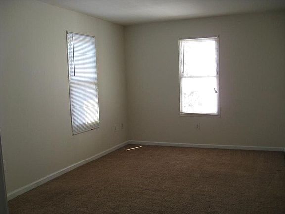 3rd image of 1623 W Montgomery Ave