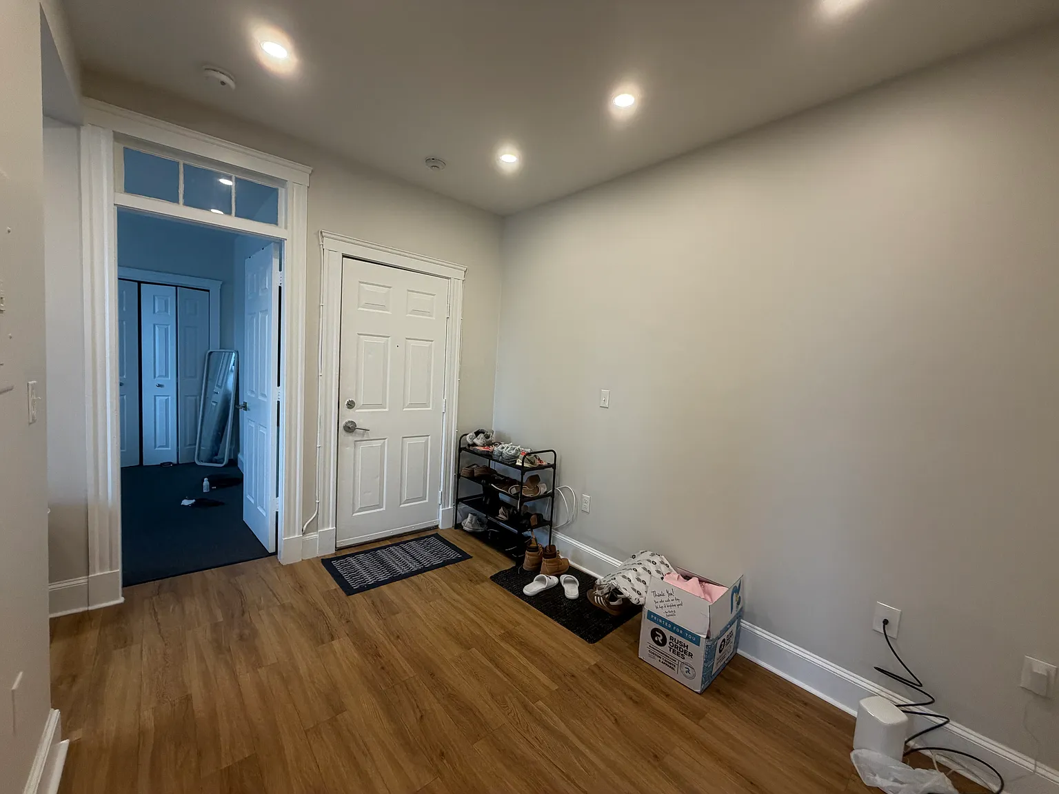 2 bed, 566 sqft, $3,675 — Photo 2