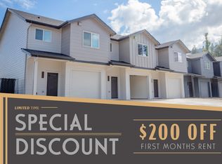 158 74th St, Springfield, OR 97478