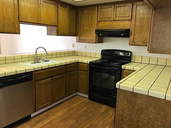 3rd image of 6260 Kelez Ct
