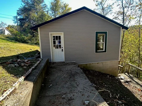 8883 W Virginia St, French Lick, IN 47432