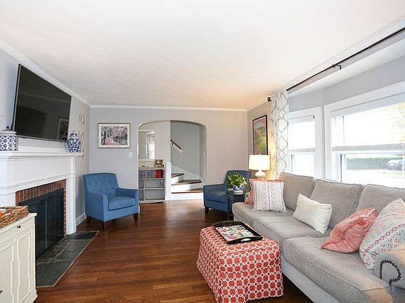 5th image of 43 Neponset St