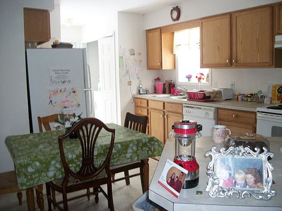 4th image of 123 High Acres Ln #16