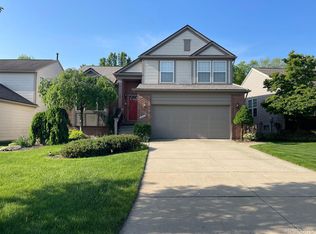 1247 Callaway Ct, Howell, MI 48843