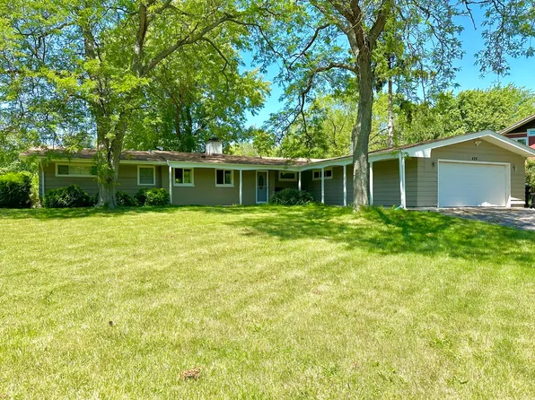 424 Greenwood Ln, Barrington, IL 60010