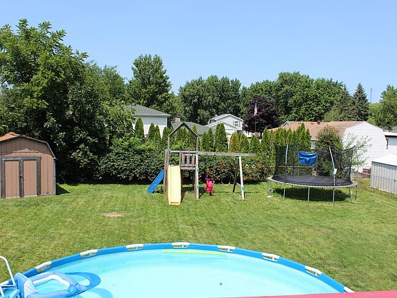 5th image of 341 Kathy Dr