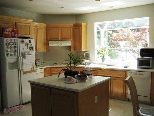 Corian counters and center island
