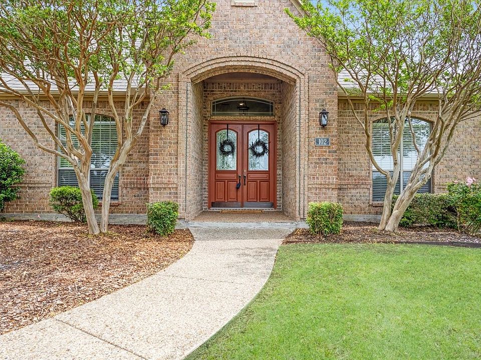 1st image of 102 Buckskin Dr