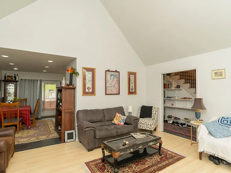 6703 Jordan Run — Photo 8
