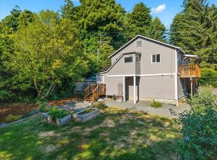 3376 Lowell St, Eureka, CA 95503