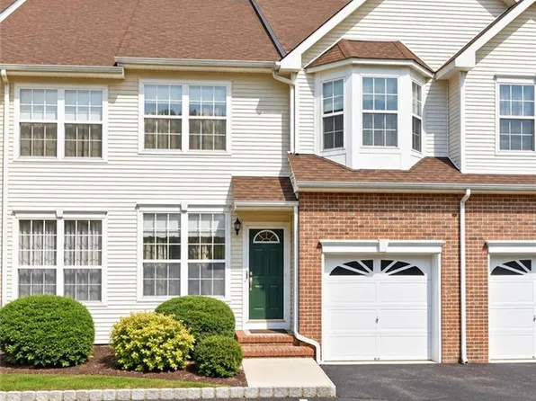 50 Gallop Ln, Somerset, NJ 08873