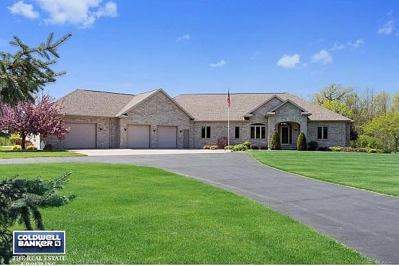 N1019 Spring Valley Dr
