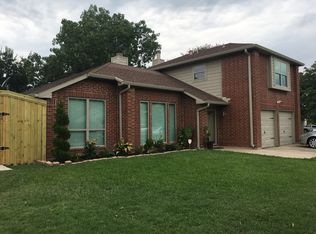 3333 Spring Meadow Ln, Grand Prairie, TX 75052