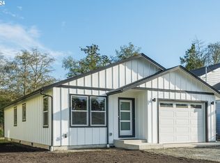 54 SW Birch Ave, Warrenton, OR 97146