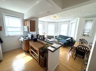 36 Queensberry St APT 1, Boston, MA 02215