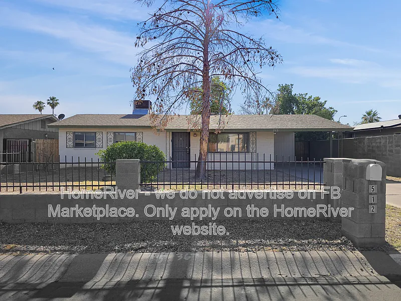 512 S 75th Pl