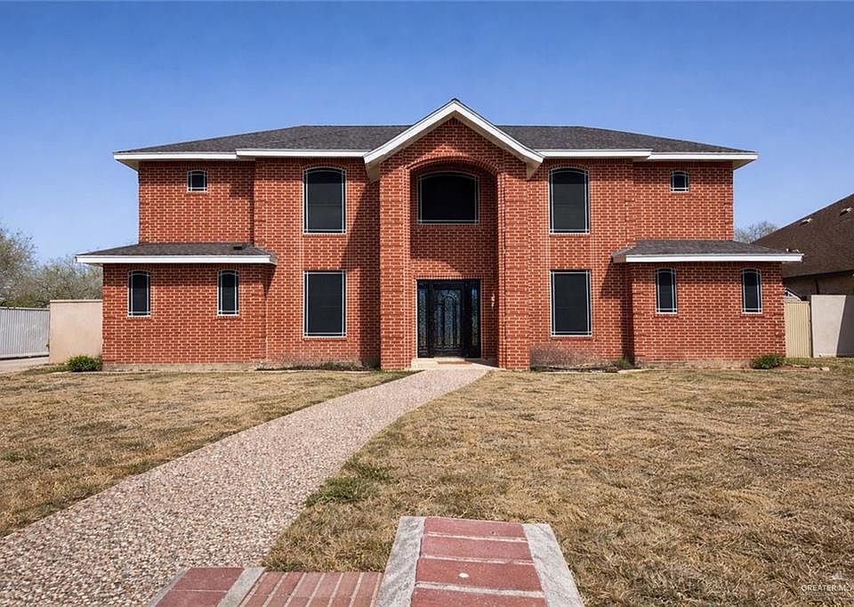 1st image of 1605 Trinity St