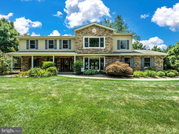 265 Streaker Rd, Sykesville, MD 21784