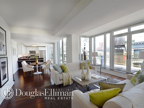 2nd image of 130 W 19th St #Phb
