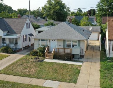11913 Derby Rd, Garfield Heights, OH, 44125