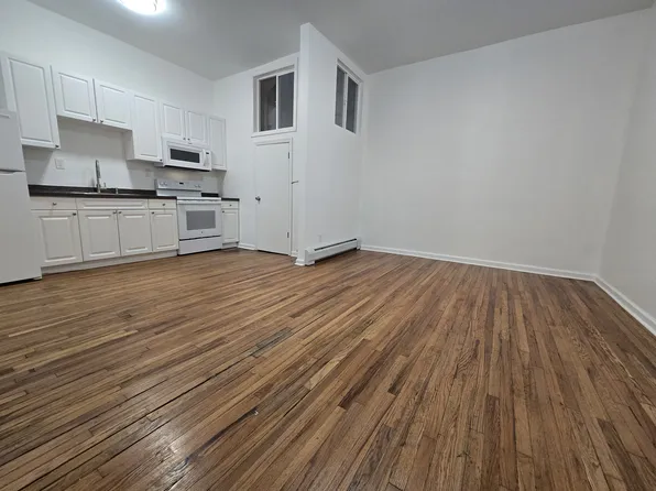 584 Main St #3, Stroudsburg, PA 18360