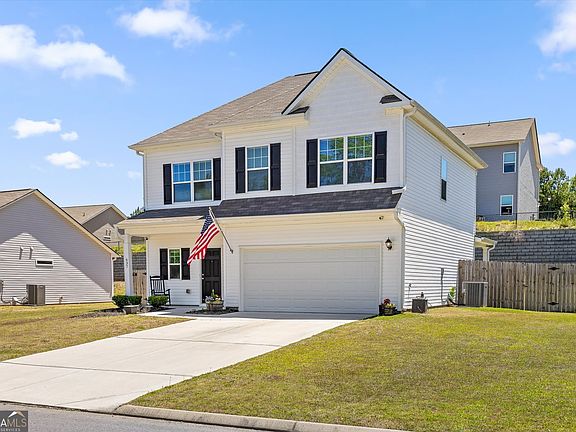 3rd image of 637 Collington Cir