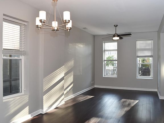 4th image of 1325 N Bosworth Ave APT 1