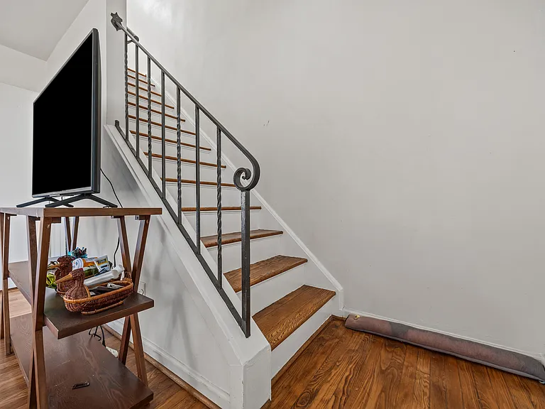 1030 Nichols Dr — Photo 15