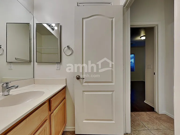 21948 E Camina Plata — Photo 16