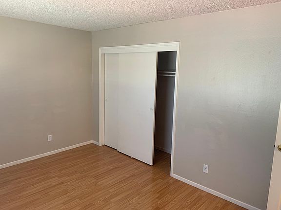3rd image of 929 Carro Dr APT 2
