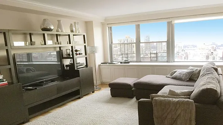 Rented by Fenwick Keats Real Estate | media 13