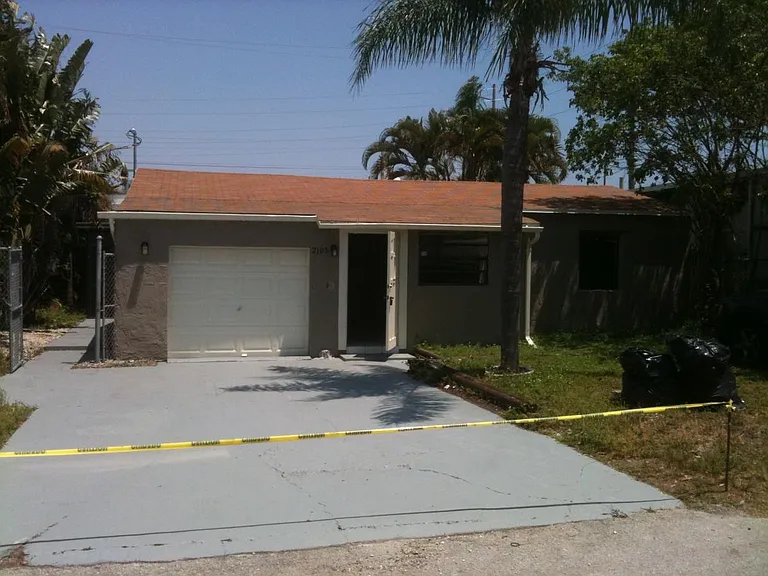 2105 Monroe Ter — Photo 2