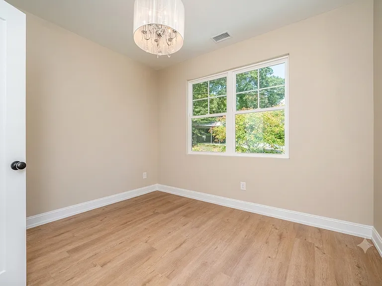 107 Elcon Dr #B — Photo 12