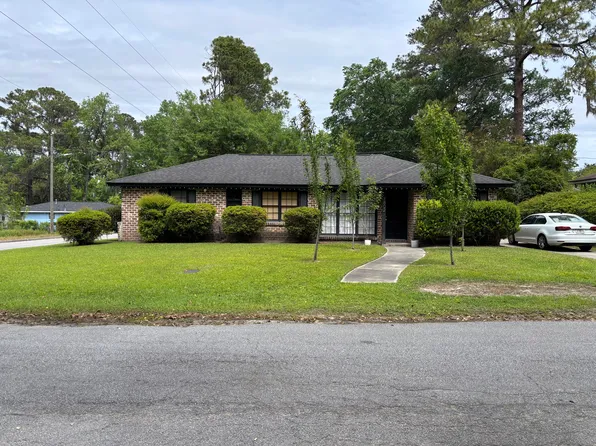 1802 E 62nd St, Savannah, GA 31404