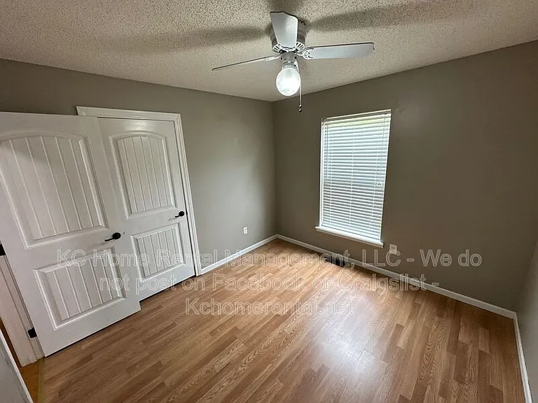 8704 N Shannon Ave — Photo 15
