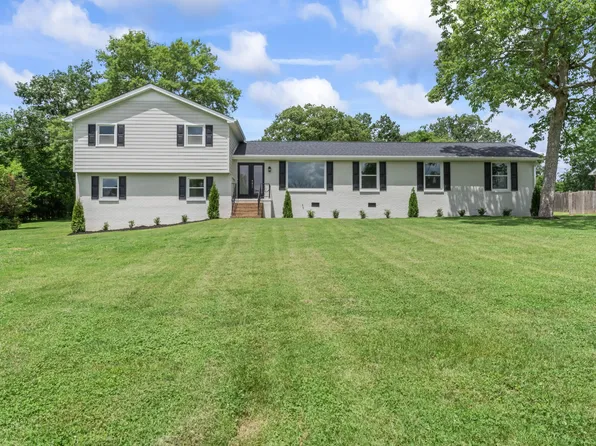 410 Bluegrass Ct, Lebanon, TN 37090