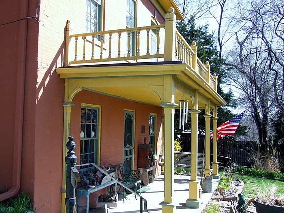4th image of 619 Atlantic St