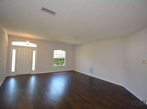 2nd image of 14 Pinetree Dr