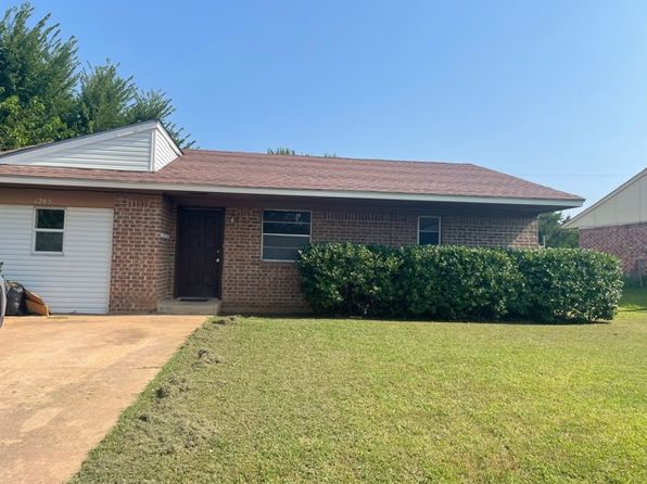 1205 Rolling Stone Dr