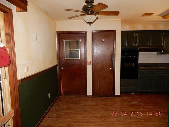 4th image of 7600 NW 8th St