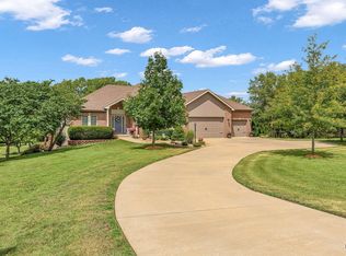 6101 SW South Pointe Dr, Auburn, KS 66402