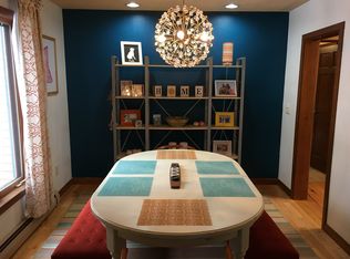 39 Woods End Dr, Essex Junction, VT 05452