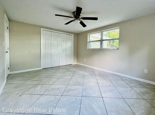 4752 Daphne St, New Port Richey, FL 34652